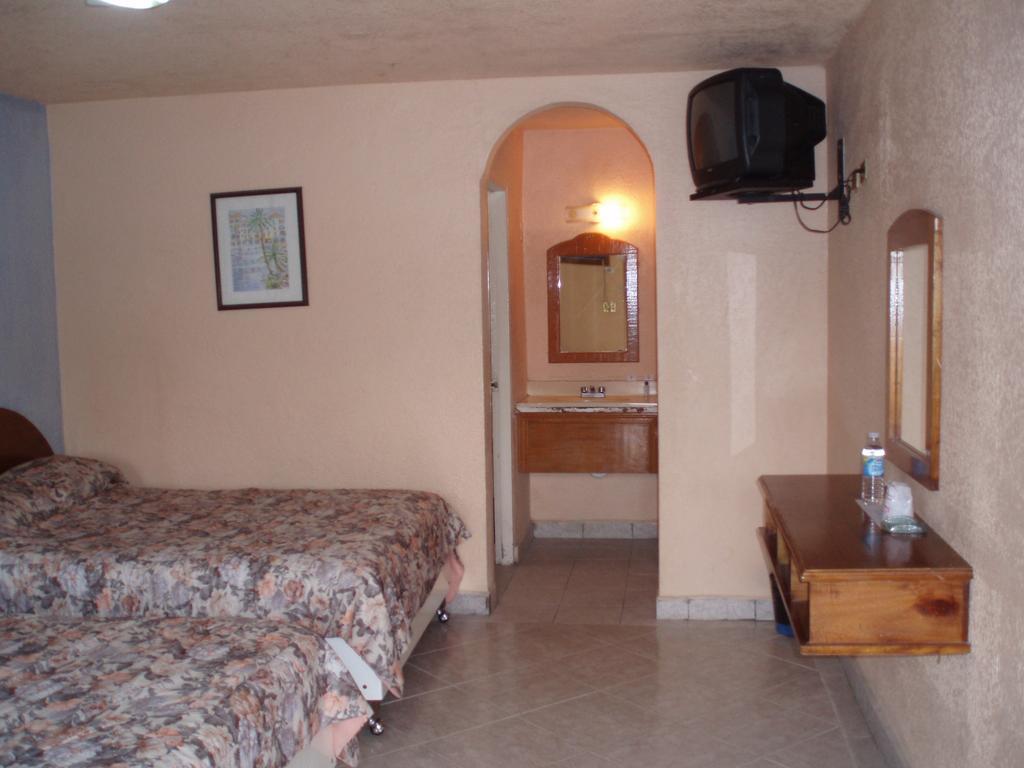Hotel De Mexico Matamoros  Habitación foto